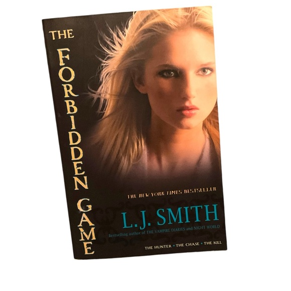 Horror Books- Buffy the Vampire Slayer, The Forbidden Game & New Moon GC (set) - Picture 2 of 4